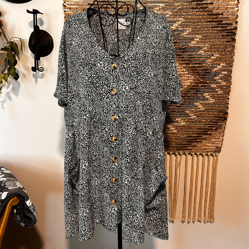 Polly Stylish Button-Up Dress